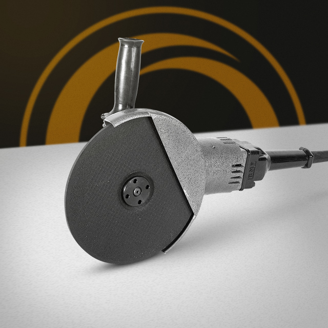 Rebarbadora de alta frequência com disco de corte — ferramenta de alta frequência para desbaste e corte em manutenção industrial